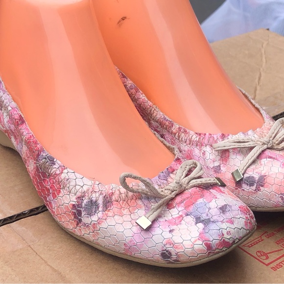 Paver Womens Pink Purple Sneak Skin Printed ballet slip on shoes Size 38/7US - Picture 3 of 13